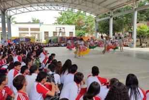 Conectando Sueños: Lectura, Escritura y Oralidad a Través de las Redes